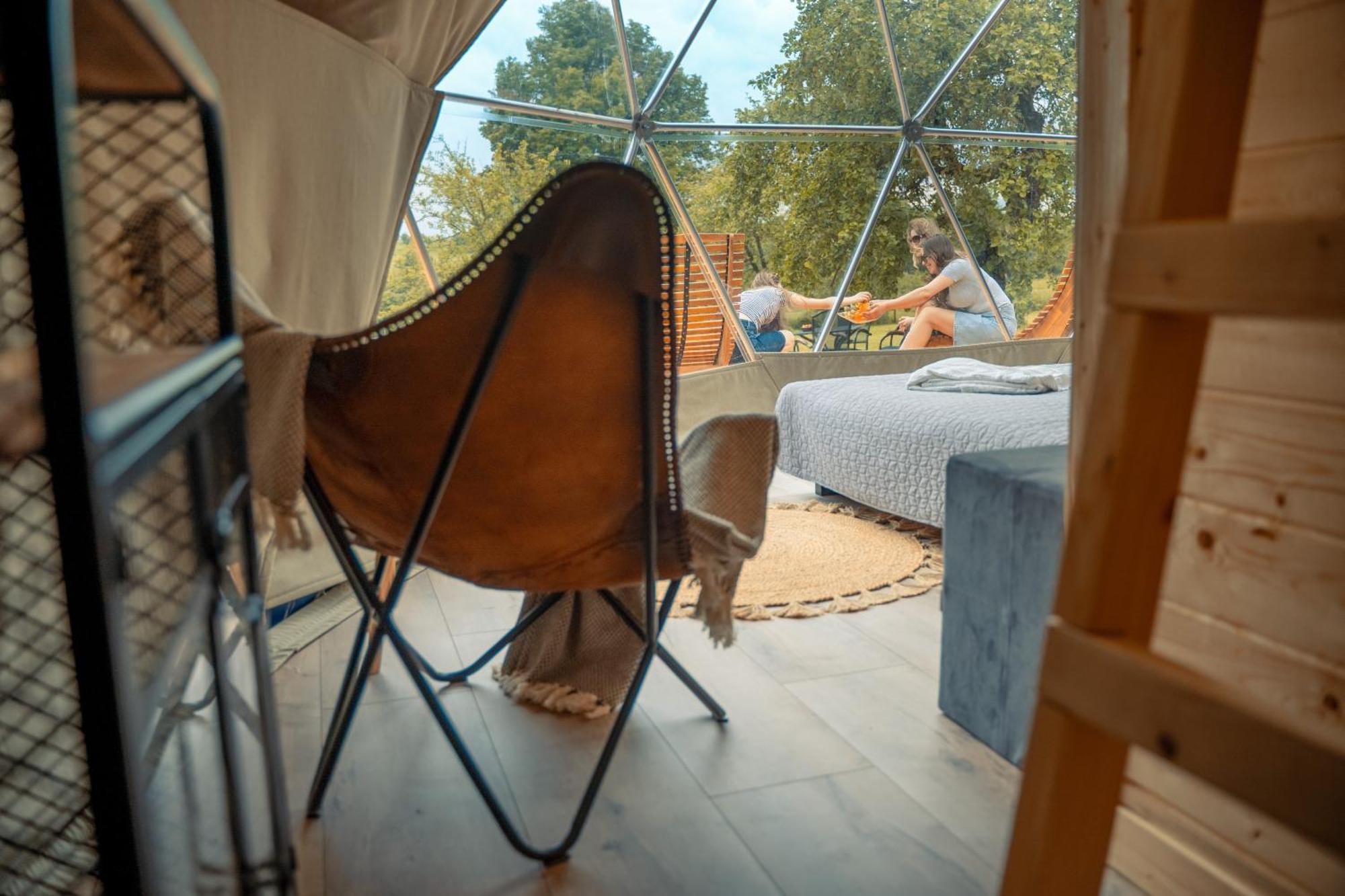 Luxury tent Niespiesznie *